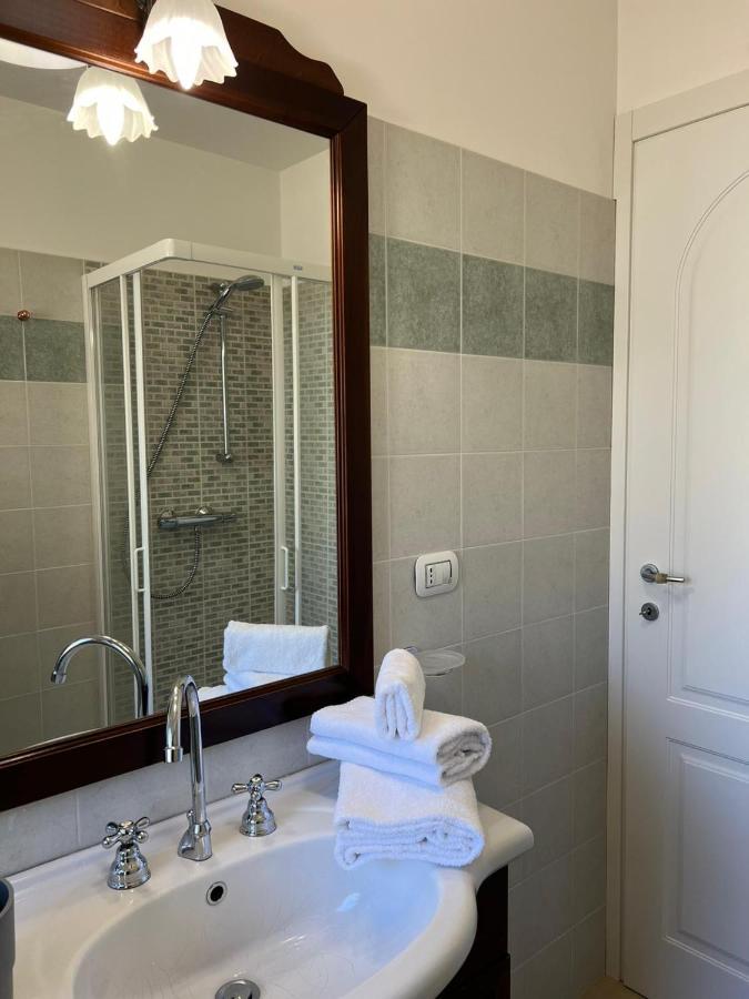 Apartamento La Torretta LʼAquila Exterior foto